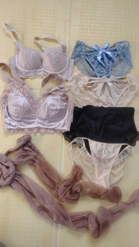 Photo gallery from 20251206, image 12