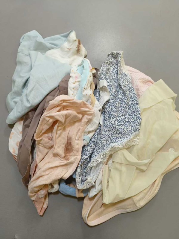 Photo gallery from 20251201, image 12