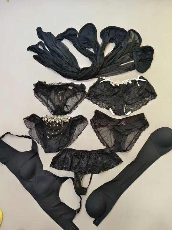 Photo gallery from 20251208, image 9