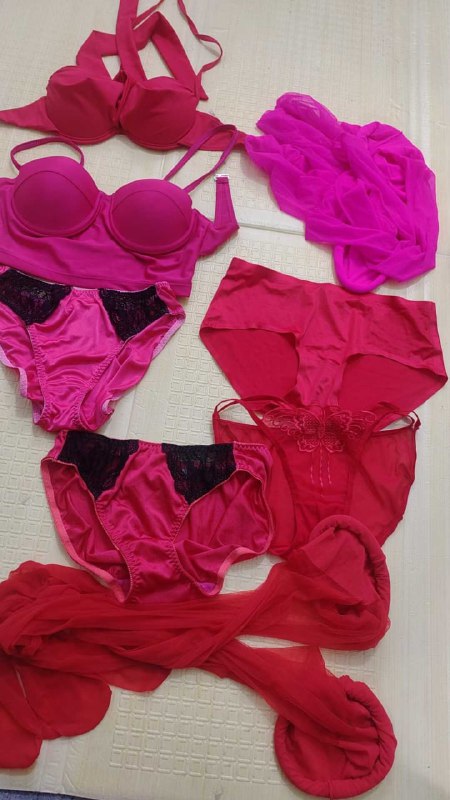 Photo gallery from 20251101, image 4