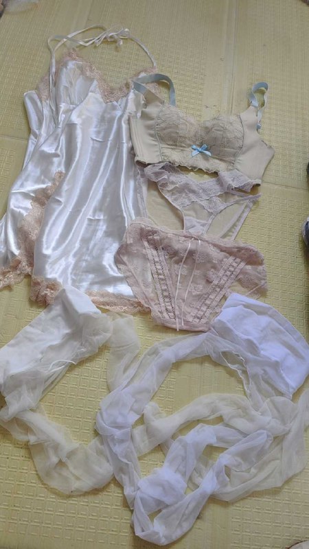 Photo gallery from 20251011, image 9