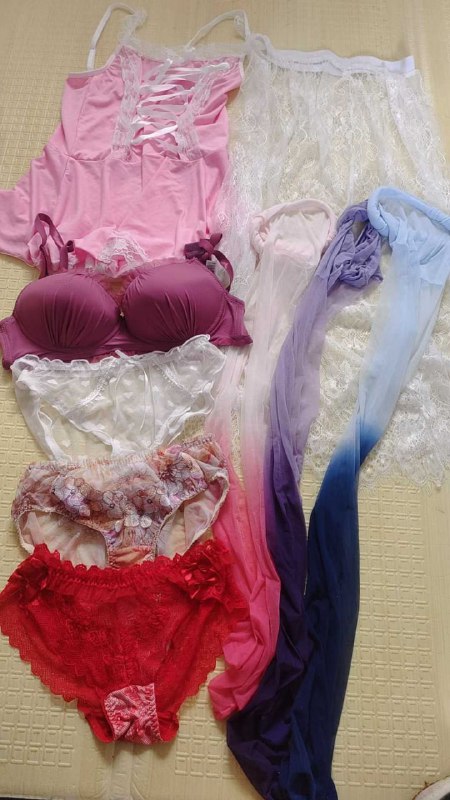 Photo gallery from 20251101, image 5