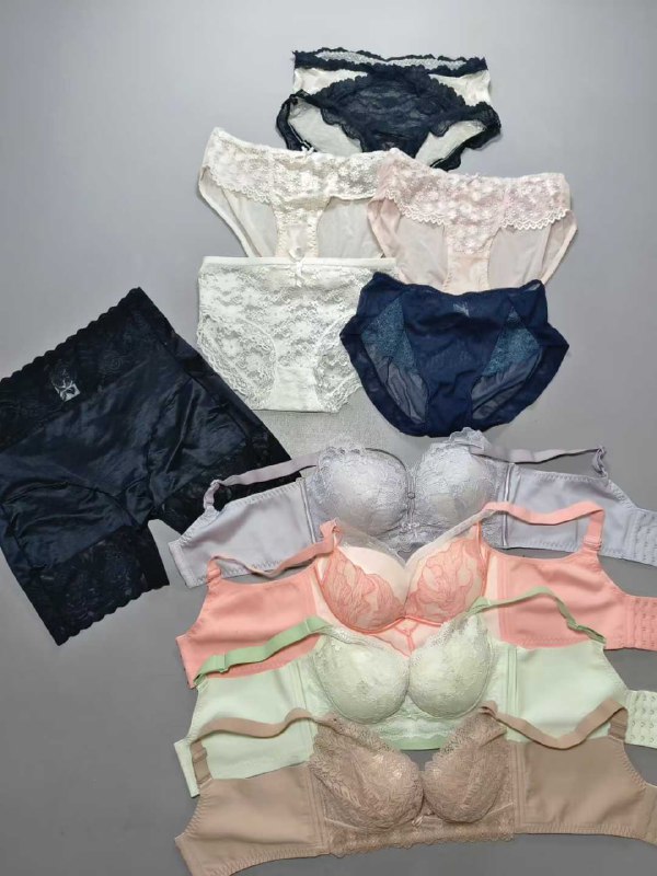 Photo gallery from 20251030, image 7