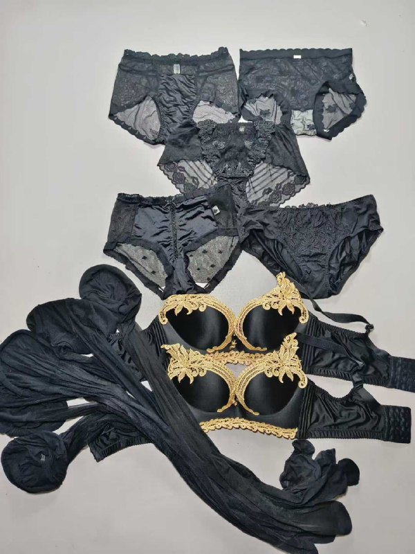 Photo gallery from 20251025, image 3